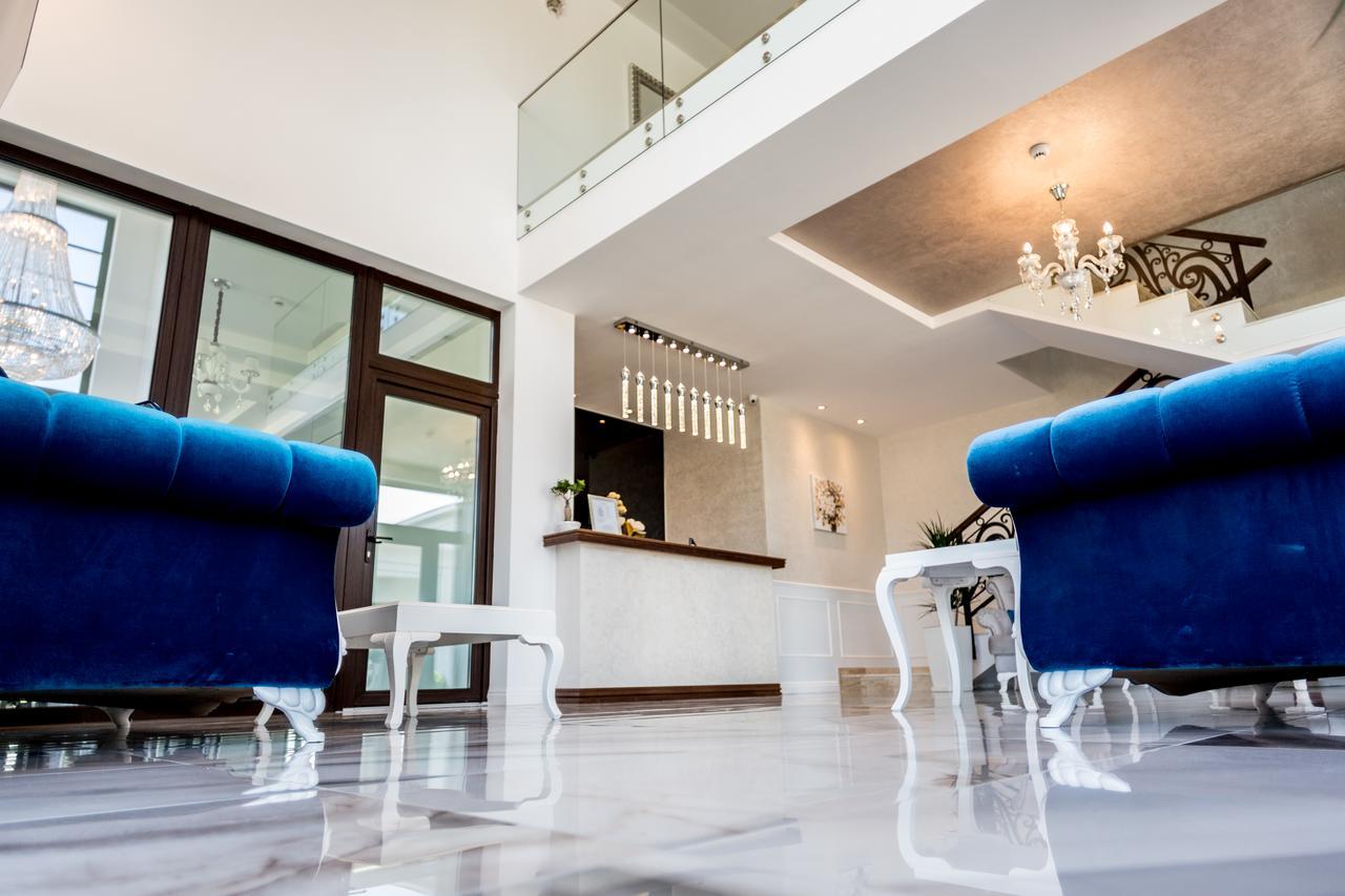 J'Adore Boutique Hotel ルゴジ エクステリア 写真