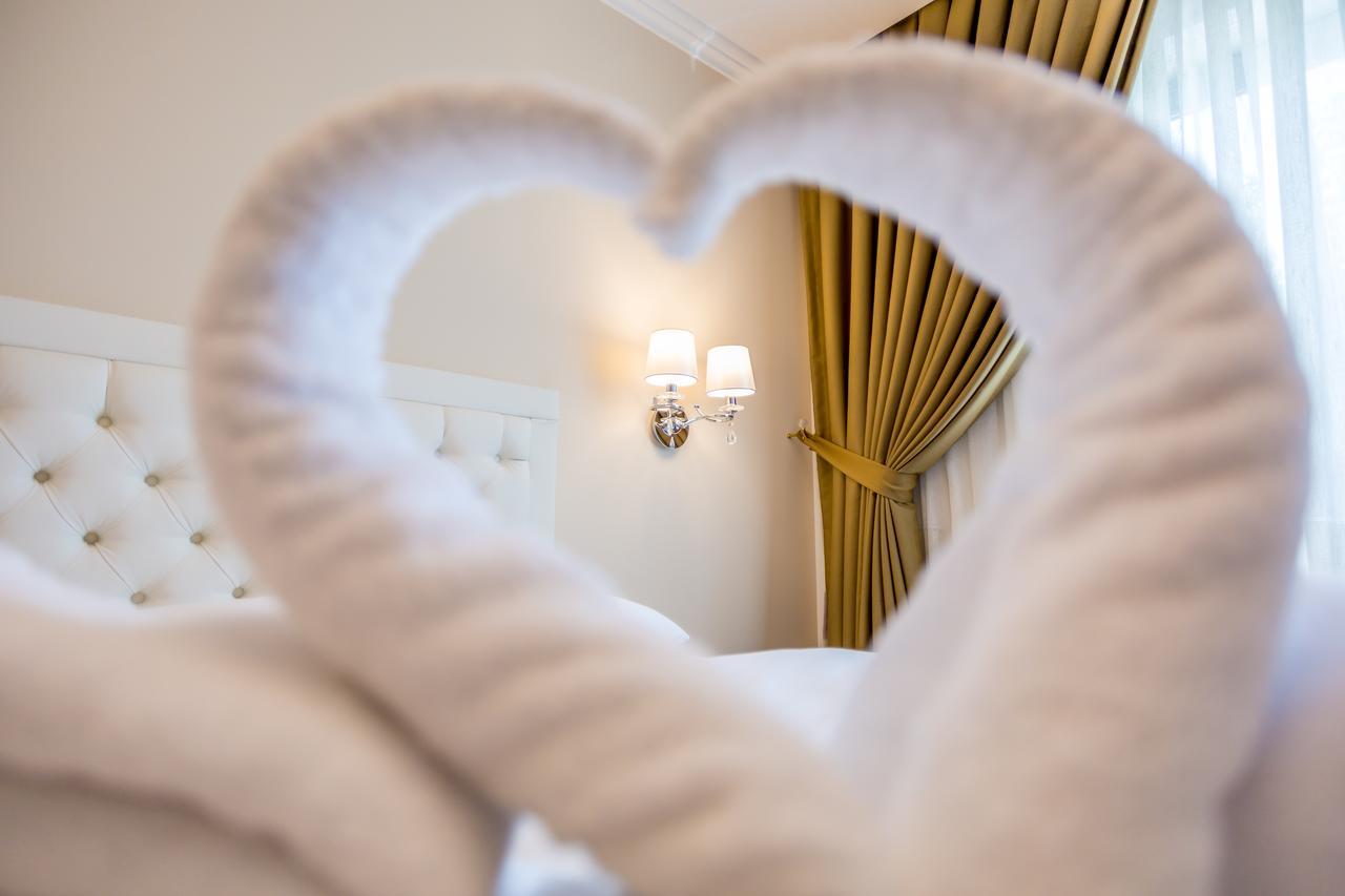 J'Adore Boutique Hotel ルゴジ エクステリア 写真